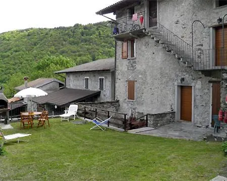 아파트 Serravalle 도마소